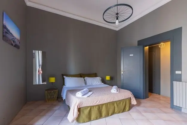 Tek Büyük Yataklı Oda