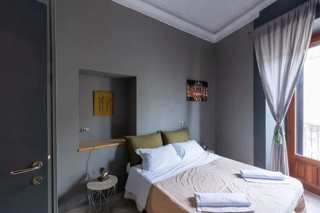 Tek Büyük Yataklı Oda, Banyolu/Duşlu