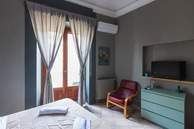 Tek Büyük Yataklı Oda, Banyolu/Duşlu