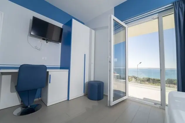 Deluxe Tek Büyük Yataklı Oda, Balkon, Deniz Manzaralı