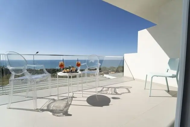 Deluxe Tek Büyük Yataklı Oda, Balkon, Deniz Manzaralı