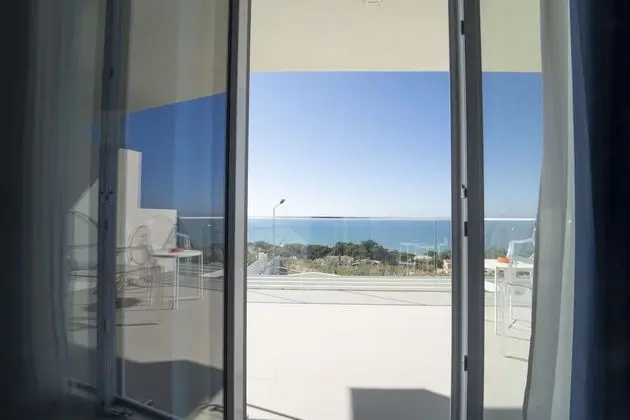 Deluxe Tek Büyük Yataklı Oda, Balkon, Deniz Manzaralı