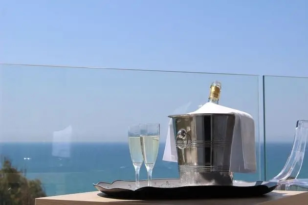 Deluxe Tek Büyük Yataklı Oda, Balkon, Deniz Manzaralı