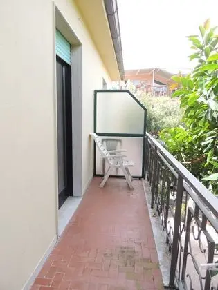 Tek Kişilik Oda, Balkon, Kısmi Deniz Manzaralı (2)