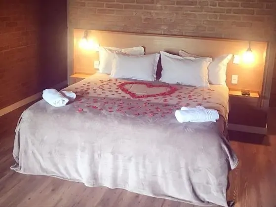 Romantic Tek Büyük Yataklı Oda (Hidro)