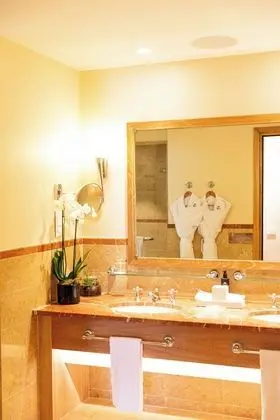 Premier Süit (King)