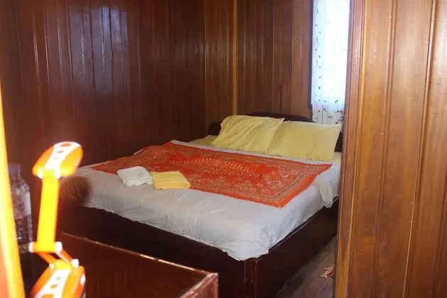 Economy Tek Büyük veya İki Ayrı Yataklı Oda, Balkon, Dağ Manzaralı