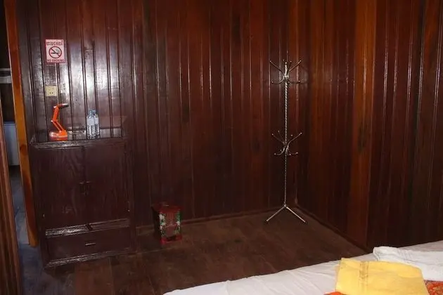 Economy Tek Büyük veya İki Ayrı Yataklı Oda, Balkon, Dağ Manzaralı