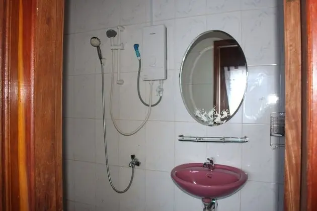 Economy Tek Büyük veya İki Ayrı Yataklı Oda, Balkon, Dağ Manzaralı