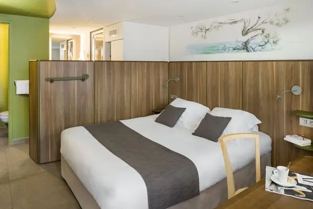 Superior Oda, Avlu Manzaralı