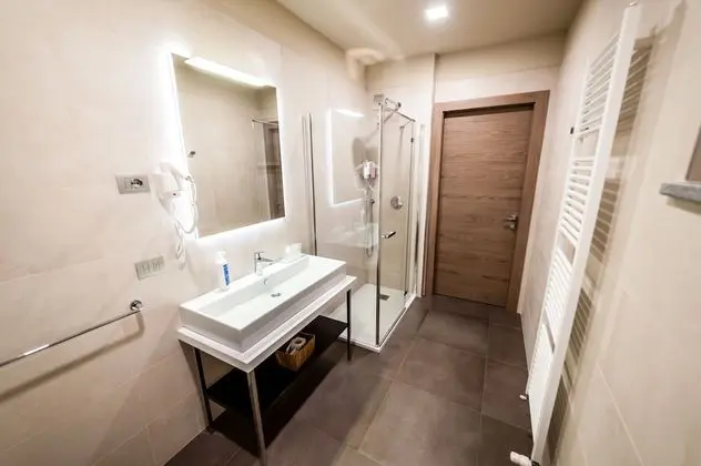 Tek Büyük veya İki Ayrı Yataklı Oda