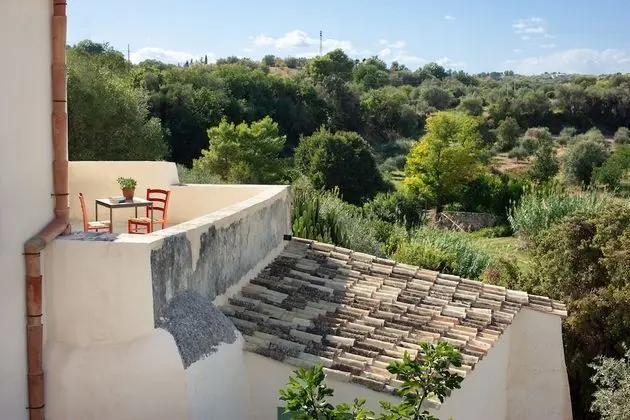 Comfort Tek Büyük veya İki Ayrı Yataklı Oda