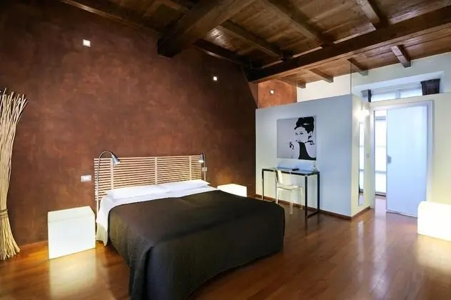 Tek Büyük Yataklı Oda