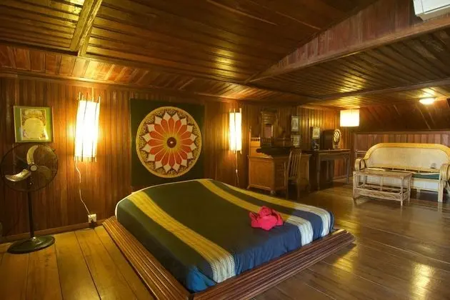 Junior İki Ayrı Yataklı Oda (Suite, AC & Fan)