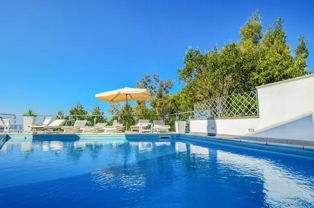 Villa, Sigara İçilebilir