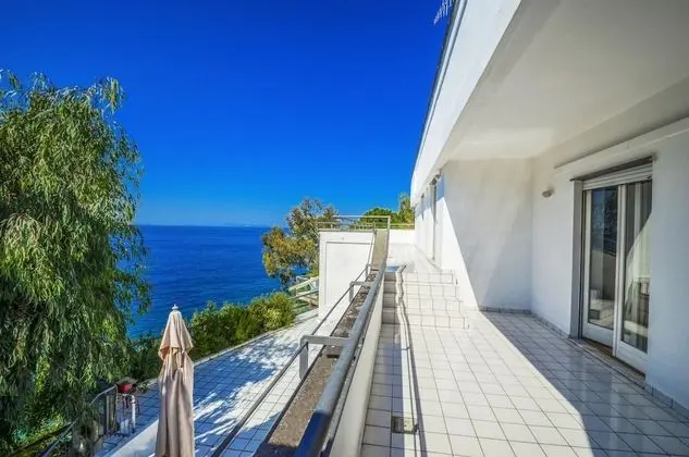 Villa, Sigara İçilebilir