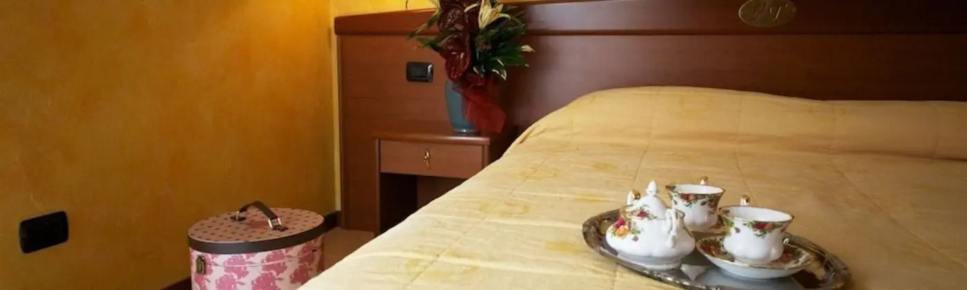 Tek Kişilik Oda, 1 Tek Kişilik Yatak, Sigara İçilmez