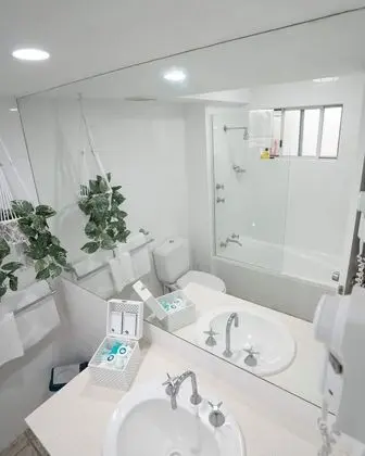 Classic Stüdyo, Havuz Kenarı