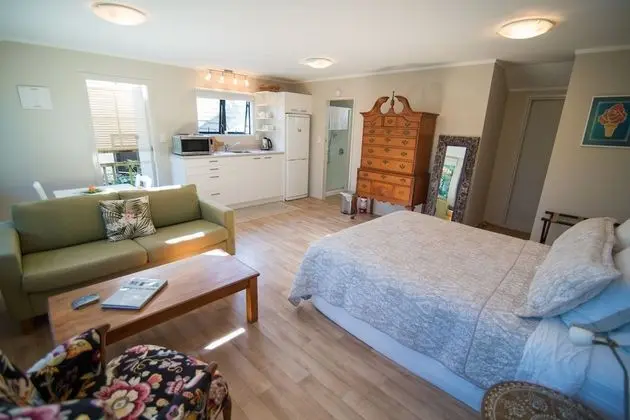 Deluxe Stüdyo Süit, Bahçe Manzaralı