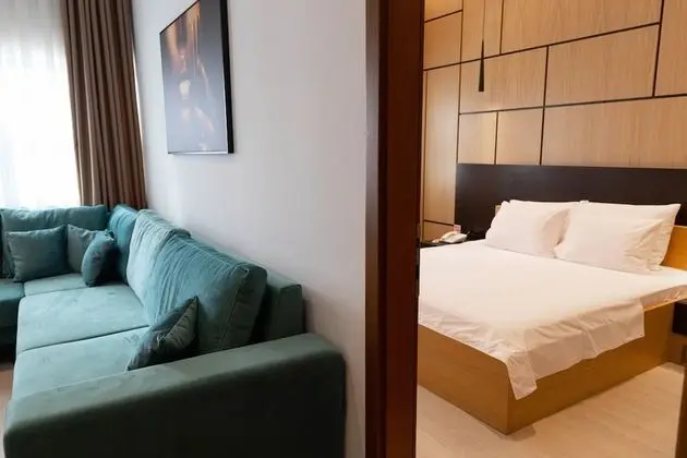 Deluxe Stüdyo Süit