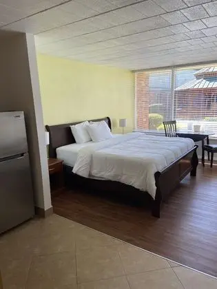 Family Tek Kişilik Oda