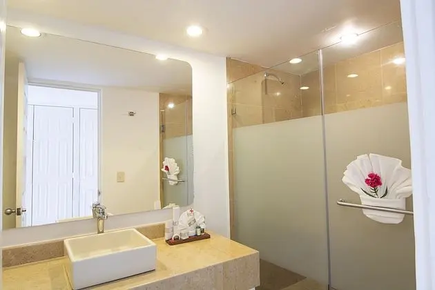 Standard Oda, Balkon, Kısmi Deniz Manzarası