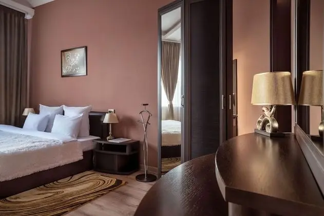 Tek Büyük Yataklı Oda (Large)