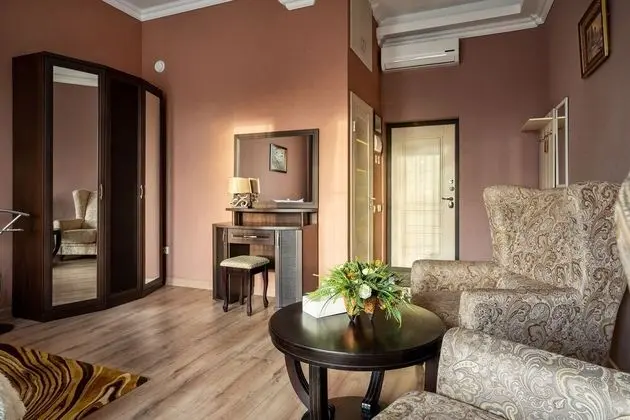 Tek Büyük Yataklı Oda (Large)