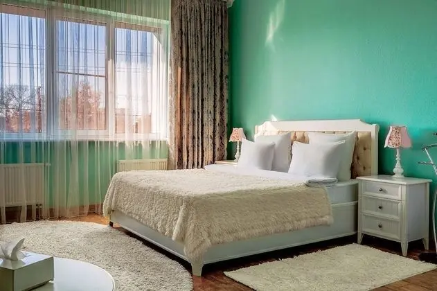 Tek Büyük Yataklı Oda (Large)