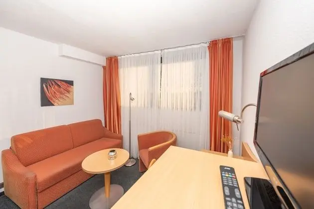 Premium Tek Büyük Yataklı Oda