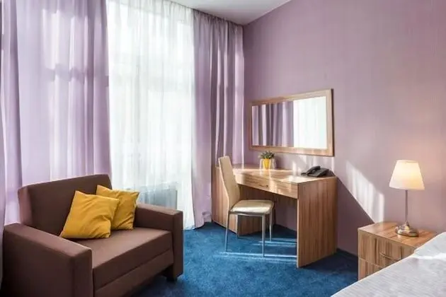 Comfort Tek Büyük veya İki Ayrı Yataklı Oda