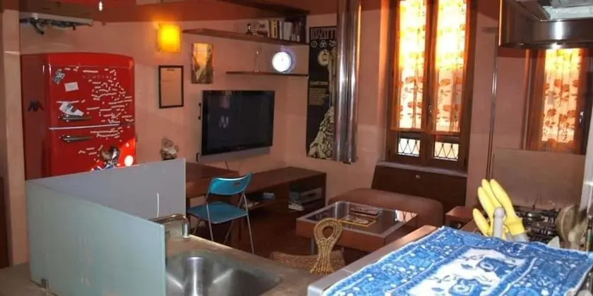 Apart Daire, 2 Yatak Odası, Sigara İçilmez