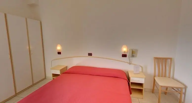 Tek Büyük veya İki Ayrı Yataklı Oda