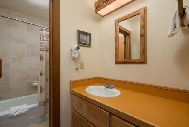 Teton Village Condos, 3 Bedrooms, 3 Bathrooms