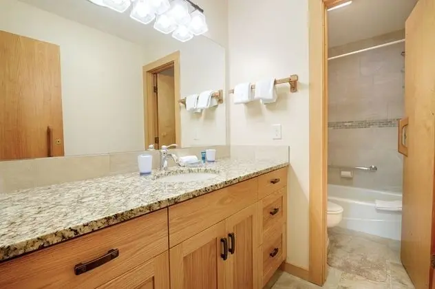 Teton Village Condos, 3 Bedrooms, 3 Bathrooms