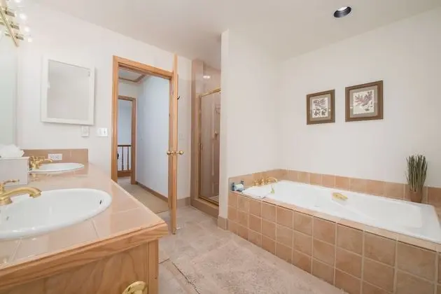 Teton Pines Townhomes, 3 Bedrooms, 3 Bathrooms