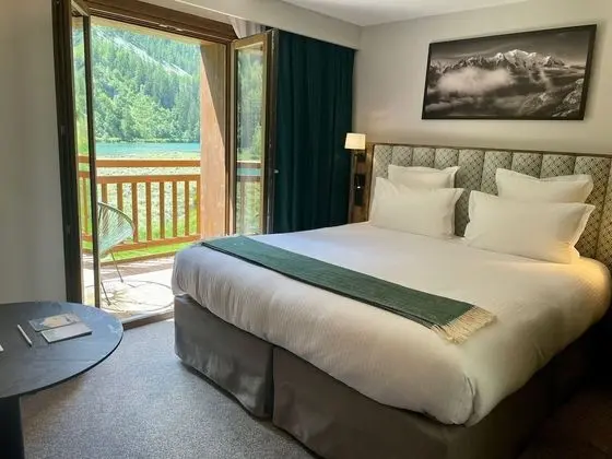 Comfort Tek Büyük veya İki Ayrı Yataklı Oda