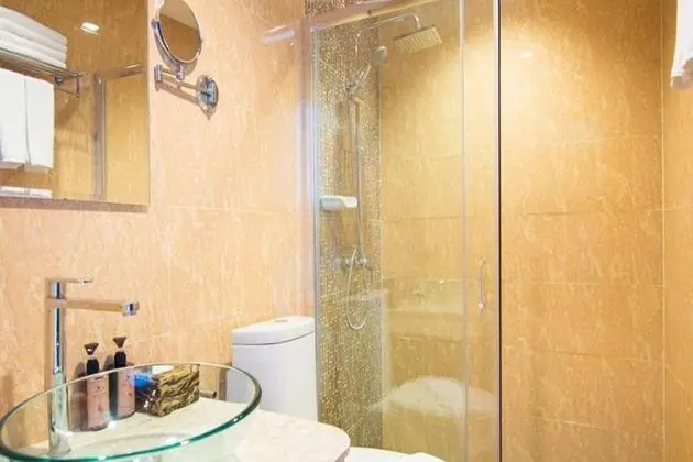Deluxe İki Ayrı Yataklı Oda