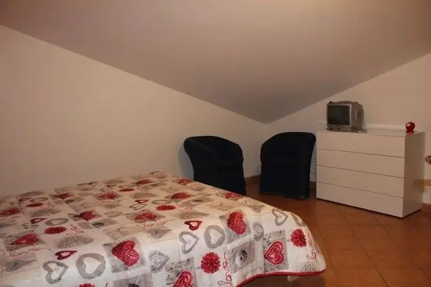 Basic Apart Daire, 2 Yatak Odası, Havuz Manzaralı