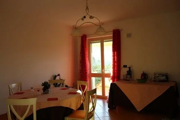 Basic Apart Daire, 2 Yatak Odası, Havuz Manzaralı