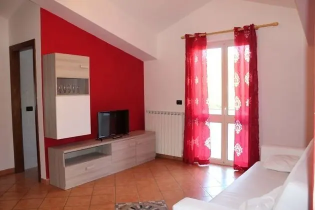 Basic Apart Daire, 2 Yatak Odası, Havuz Manzaralı