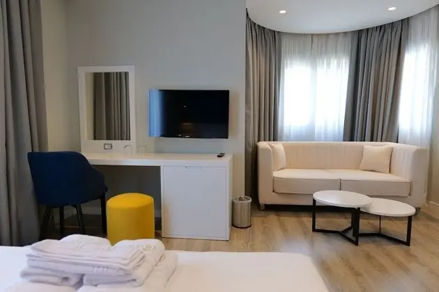 Süit, Balkon