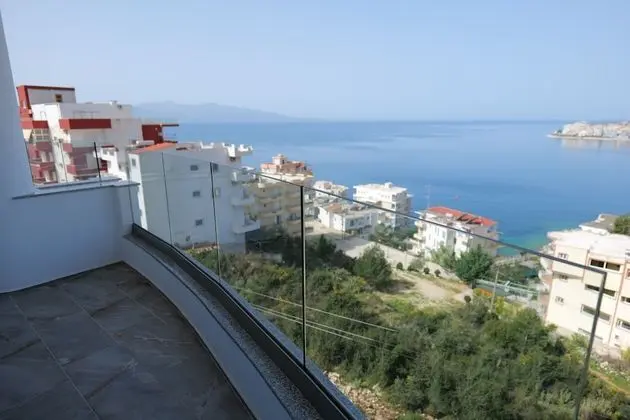 Süit, Balkon