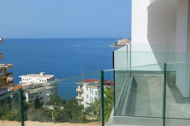 Tek Büyük veya İki Ayrı Yataklı Oda, Balkon