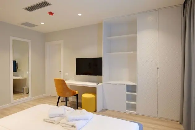 Tek Büyük Yataklı Oda, Balkon