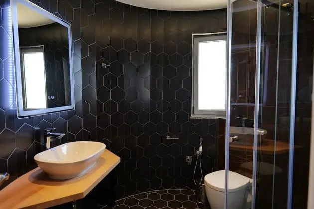 Tek Büyük Yataklı Oda, Balkon