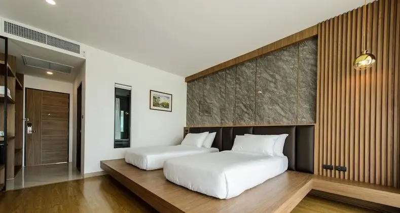 Twin Bedroom Suite