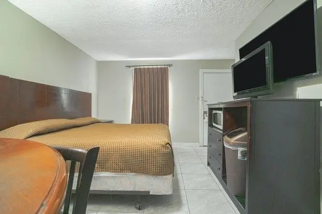 Oda, 1 En Büyük (King) Boy Yatak, Sigara İçilebilir