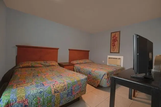 Oda, Birden Çok Yatak, Sigara İçilebilir