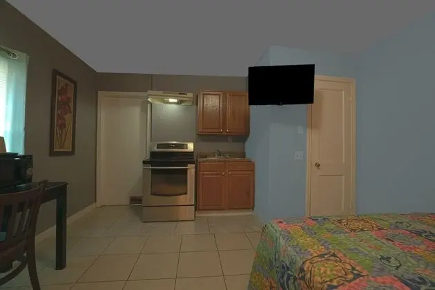 Oda, Birden Çok Yatak, Sigara İçilebilir